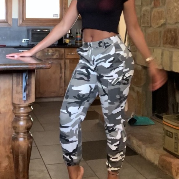 Fashion Nova Pants - Grey camo pants